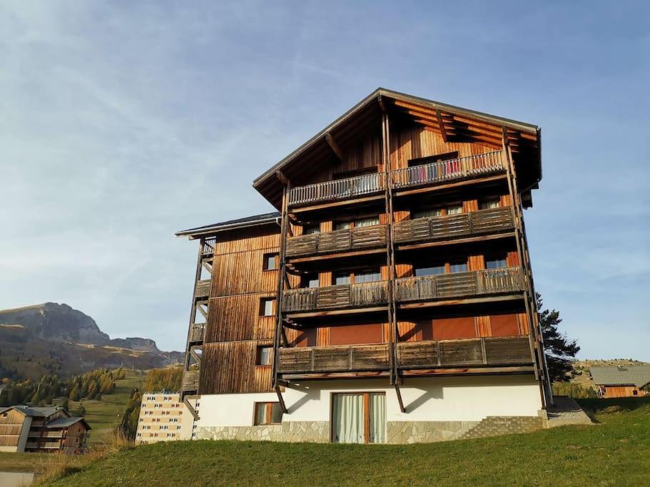 Appartement Cosy Dans Chalet Vue Montagne Saint-Étienne-en-Dévoluy Exterior foto